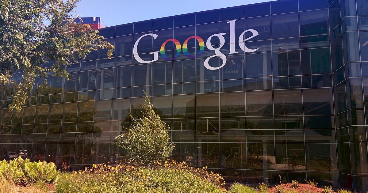 Googleplex — 구글 시총 669조 원 하루 만에 증발, 알파벳 12.6% 급락한 이유