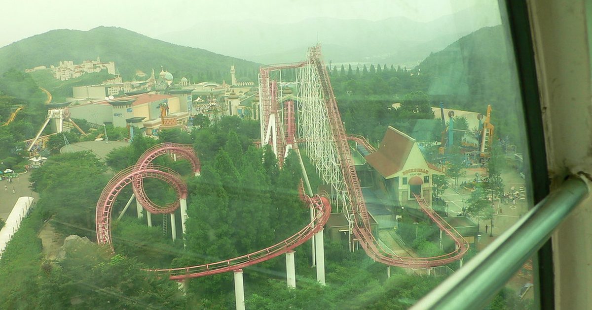 Everland spreads across outdoor hills in Yongin and features major coasters like the wooden T-Express.