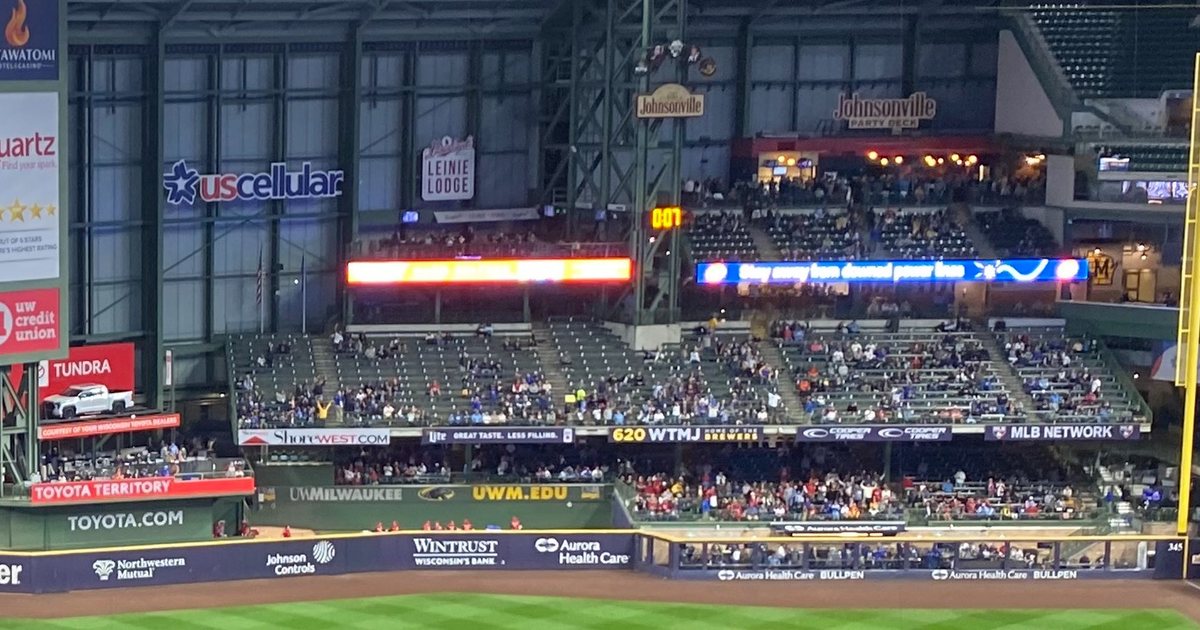 American Family Field — 레이스 대 브루어스 월드시리즈 1차전, 170km 미저라우스키와 57년 한풀이 진짜일까